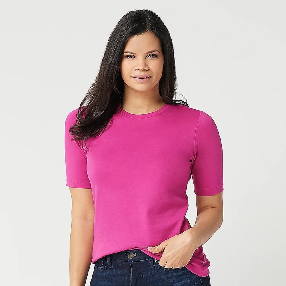 NWT - Isaac Mizrahi elbow sleeve black t-shirt